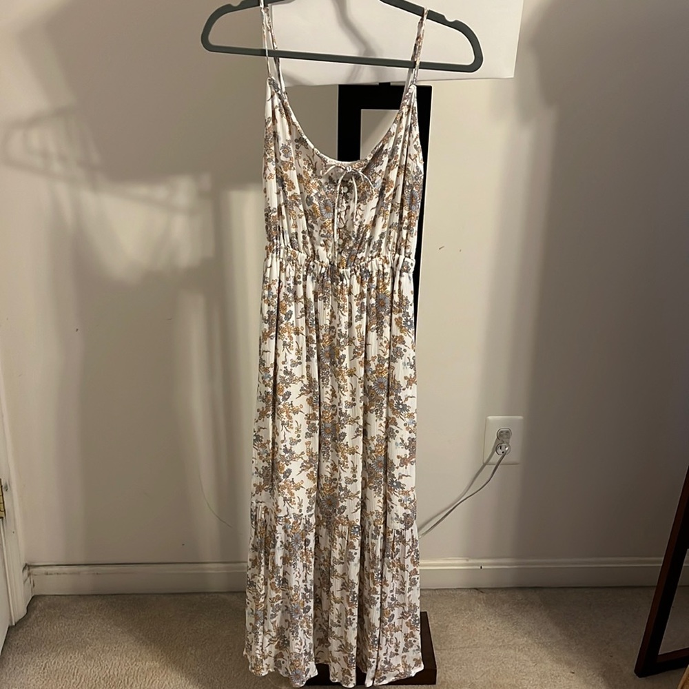 Abercrombie & Fitch Beautiful Floral Dress XSP, New with Tags
